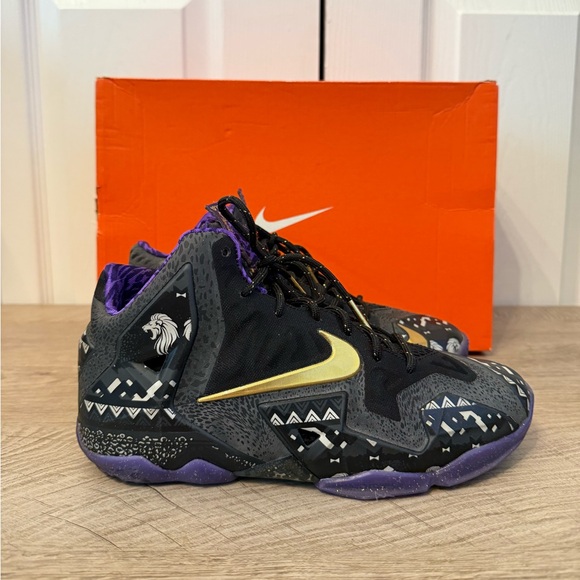 Nike LeBron 11 BHM SZ 6Y RARE Preowned